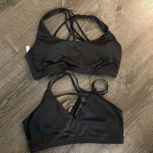 Set of 2 sports bras